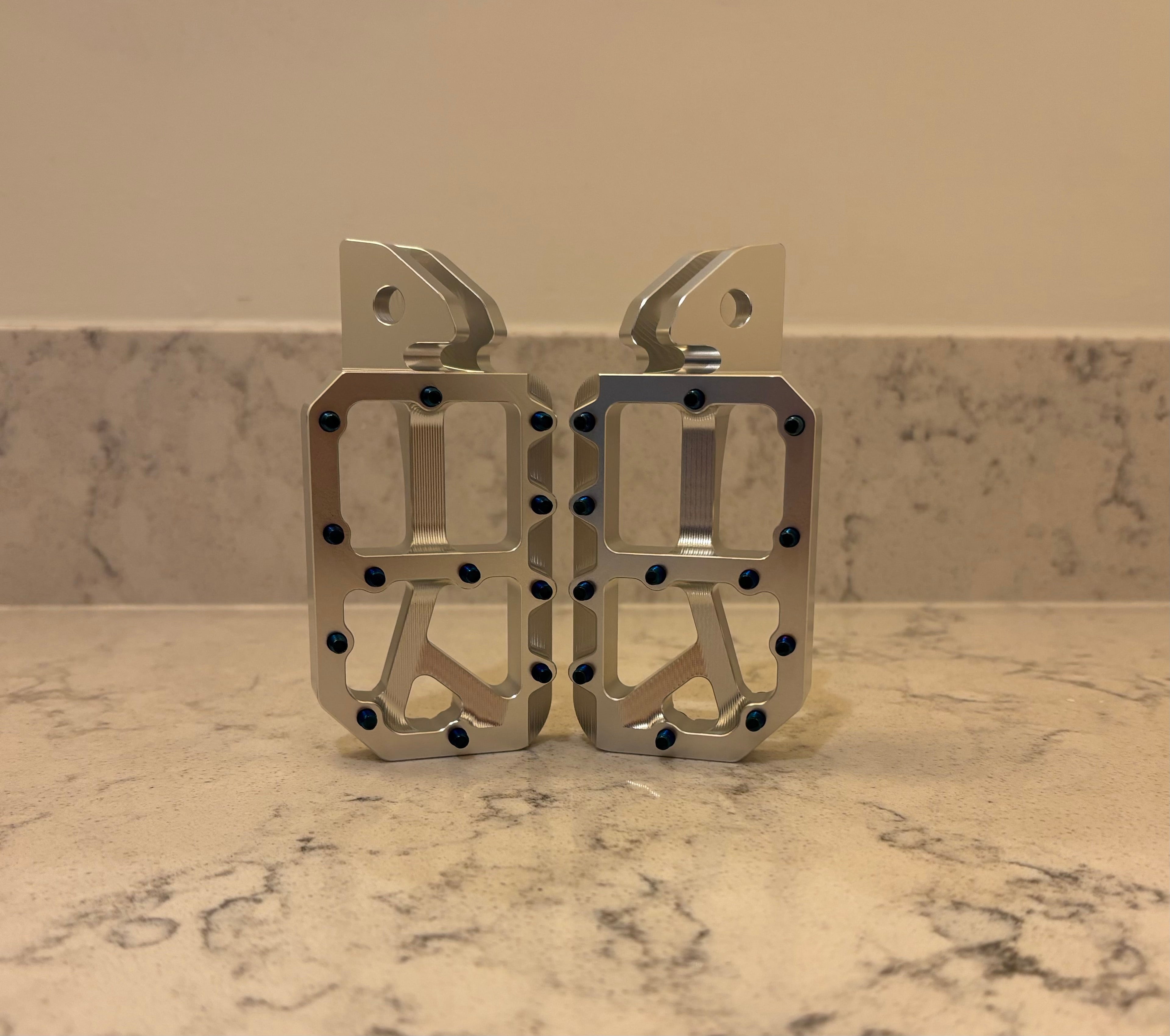 Titanium Pin Foot Pegs